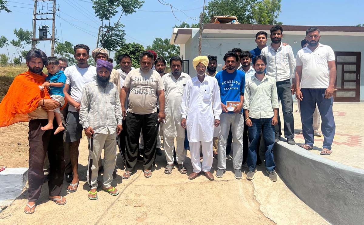 Independent candidate Chaudhry Megh Raj campaigned door to door in village Gobindgarh and Suneta